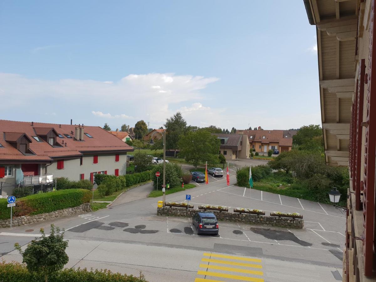 Auberge De Ballens Kültér fotó
