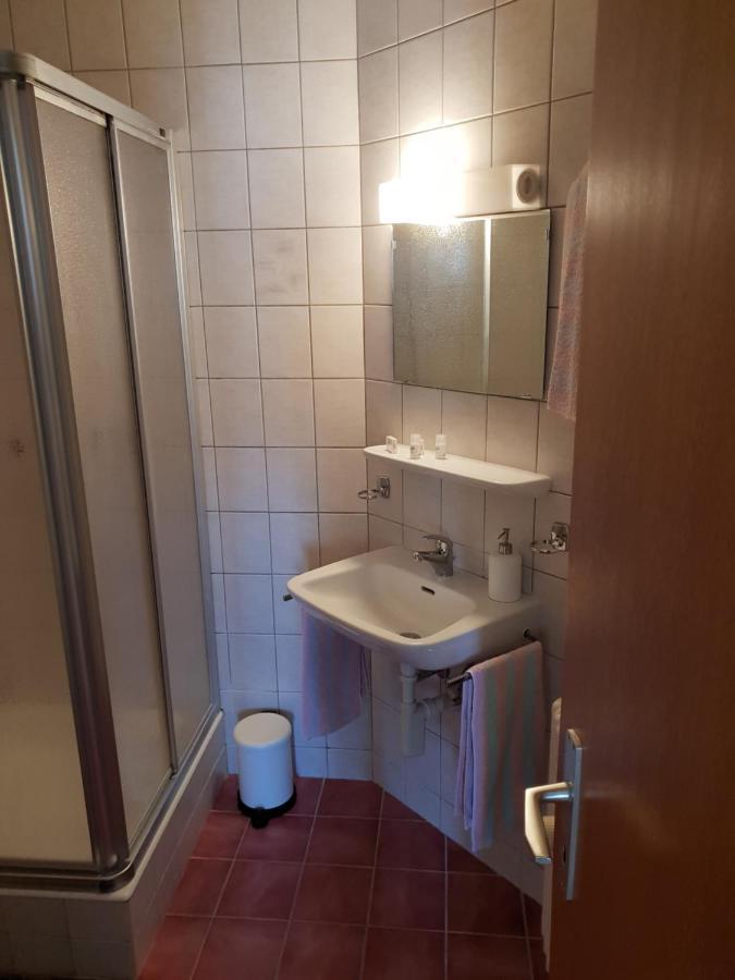 Auberge De Ballens Kültér fotó