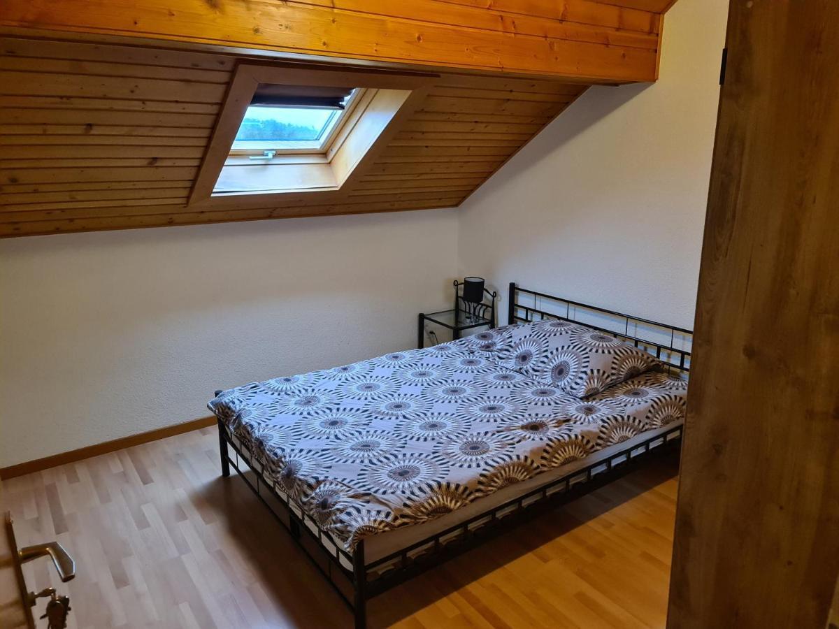 Auberge De Ballens Kültér fotó