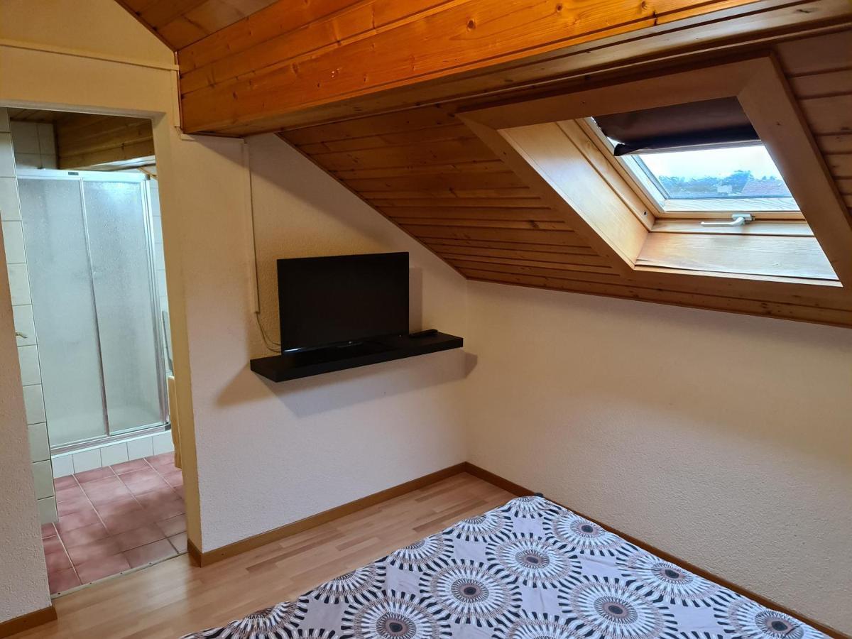 Auberge De Ballens Kültér fotó