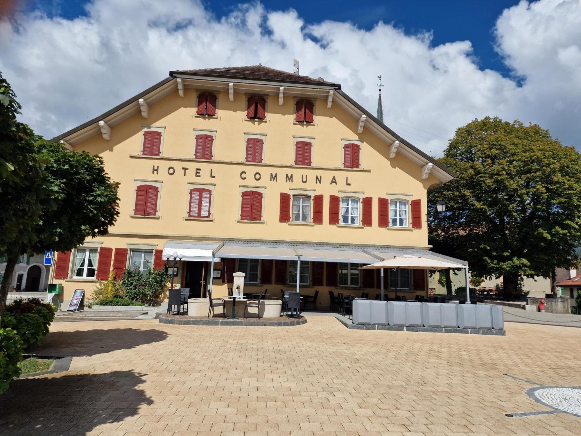 Auberge De Ballens Kültér fotó